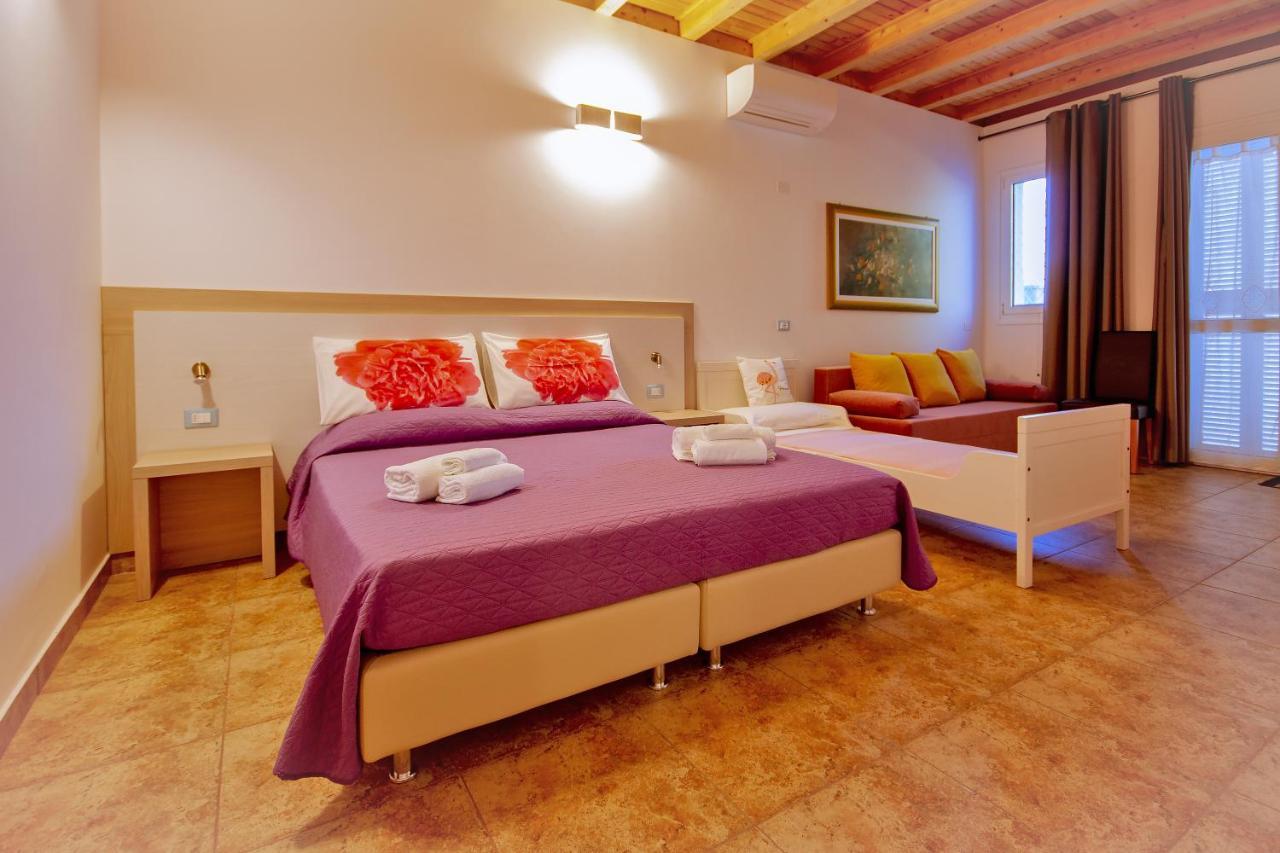 Il Sole Nel Mare - Lido Di Volano Bed and Breakfast Comacchio Exteriör bild